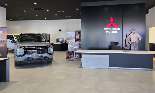 Omni Building Mitsubishi Showroom Inside 2