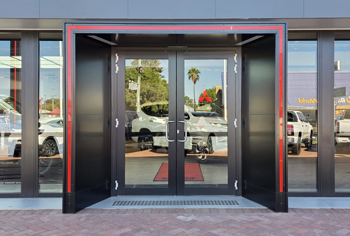 Mitsubishi Showroom Outside scaled e1784260682823